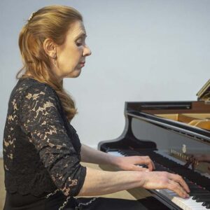 sarah beth briggs piano